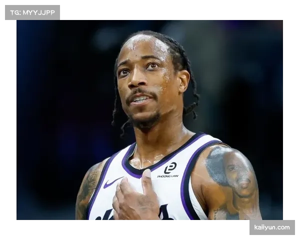 德罗赞15分7助攻组织进攻 国王老将经验丰富但难阻惨败