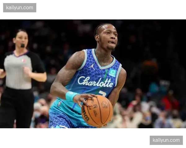 黄蜂三分出手体系联盟第一，1-1-3阵型创造极致空间